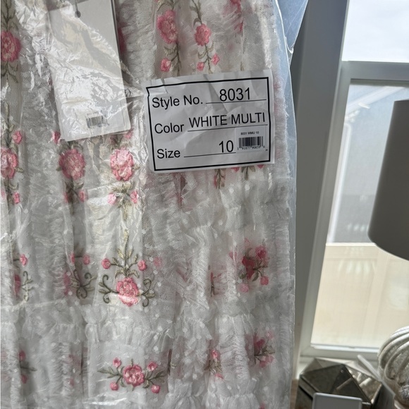 MAC DUGGAL Embroidered Long Flare Sleeve Mesh A-Line Dress - Picture 6 of 6